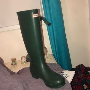 green hunter boots